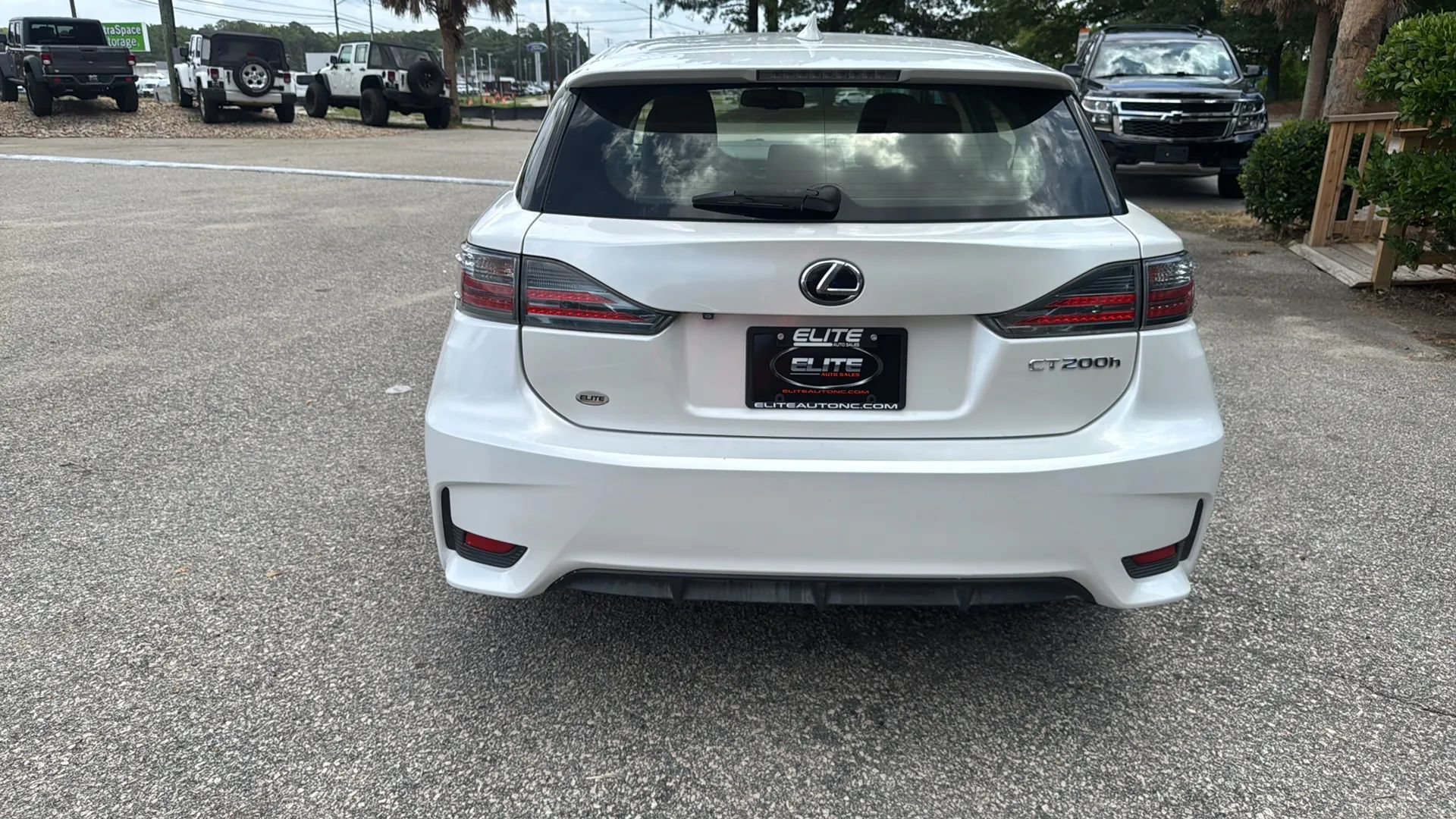 Used 2016 Lexus CT 200h FWD image 8