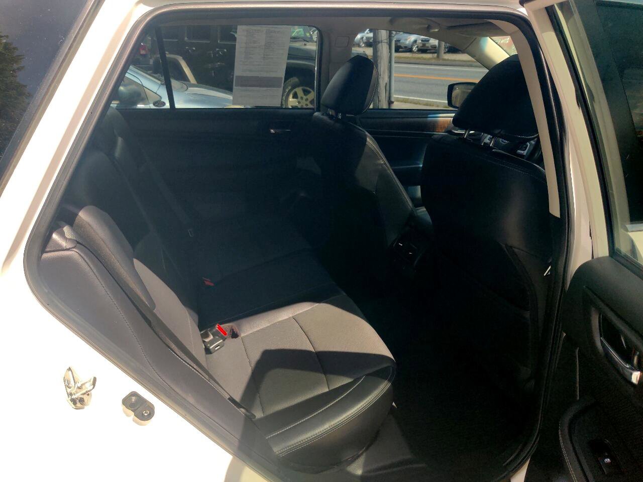 Used 2017 Subaru Outback 3.6R Limited image 17