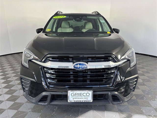 Used 2024 Subaru Ascent Limited image 3