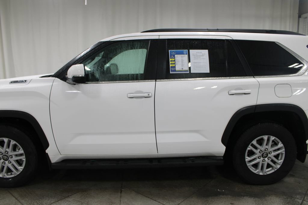 Used 2025 Toyota Sequoia SR5 AWD/4WD image 6
