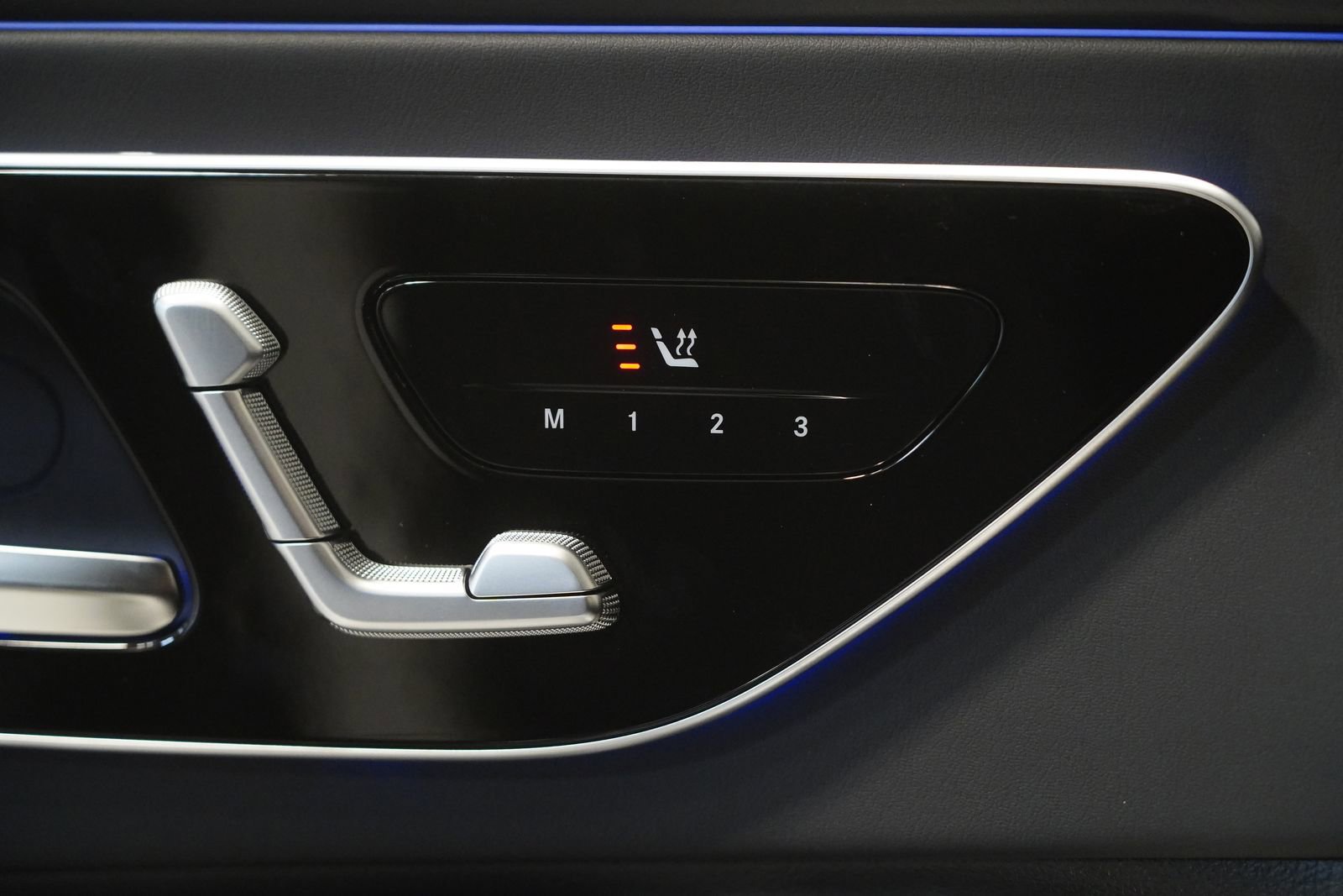 New 2026 Mercedes-Benz CLE 53 AMG 4MATIC Coupe image 31