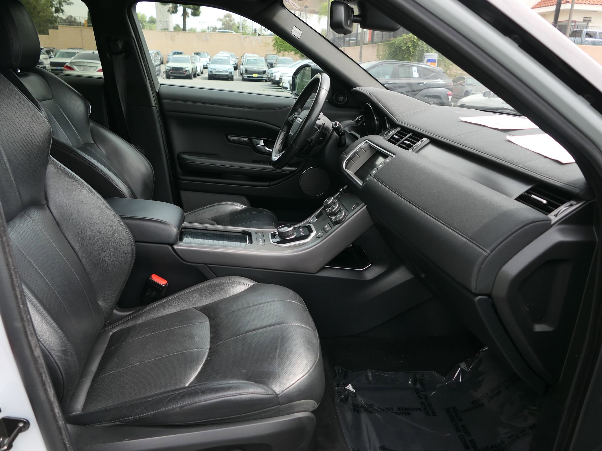 Used 2018 Land Rover Range Rover Evoque Landmark Edition image 26