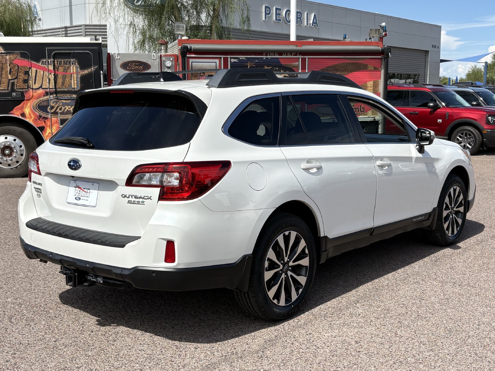 Used 2017 Subaru Outback 2.5i Limited AWD/4WD image 6