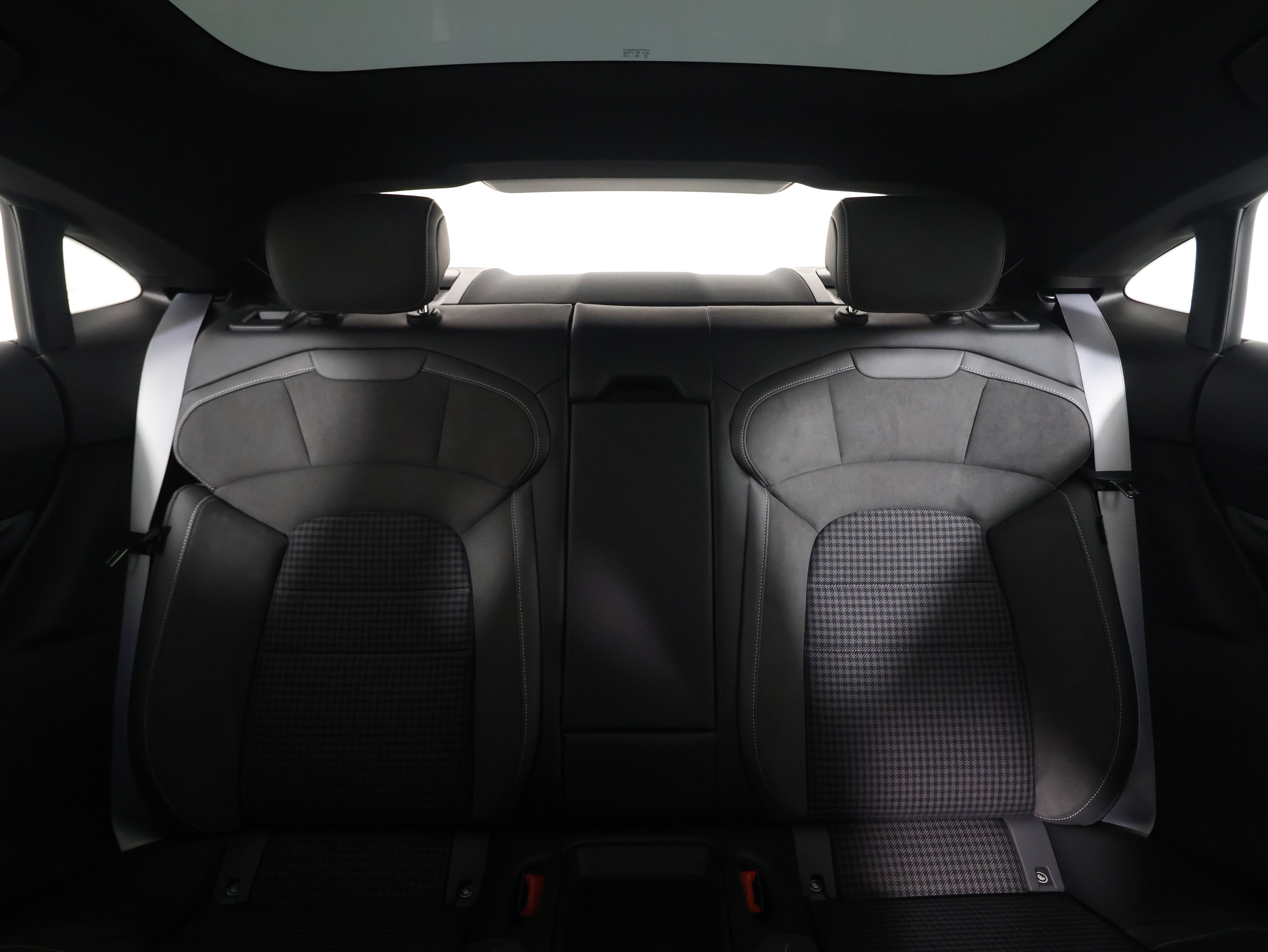 New 2025 Porsche Taycan image 16