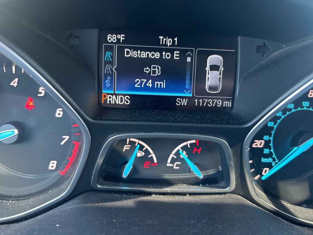 Used 2015 Ford Escape SE w/ Equipment Group 201A image 6