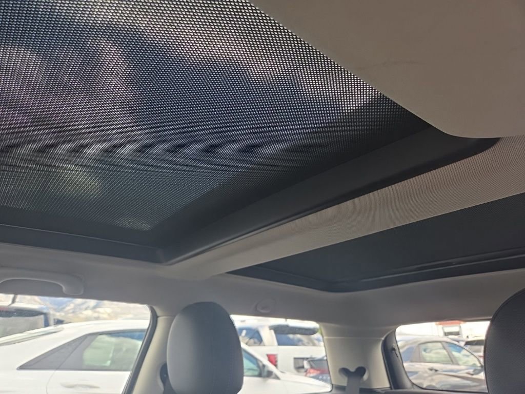 Used 2019 MINI Cooper 2-Door Hardtop image 19