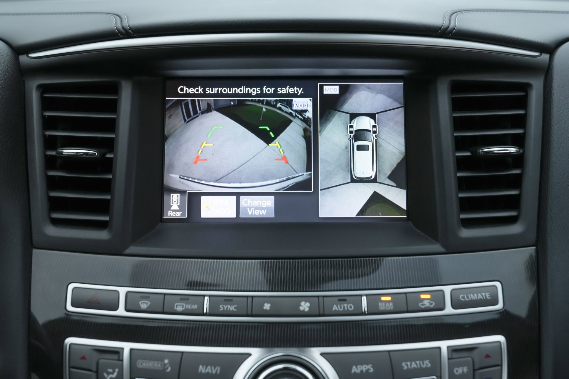 Used 2019 INFINITI QX60 Luxe w/ Essential Package image 12