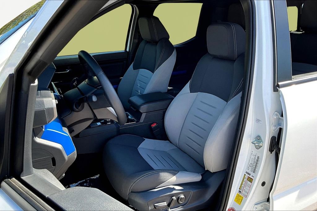 Used 2024 Toyota Tacoma TRD Off-Road image 27