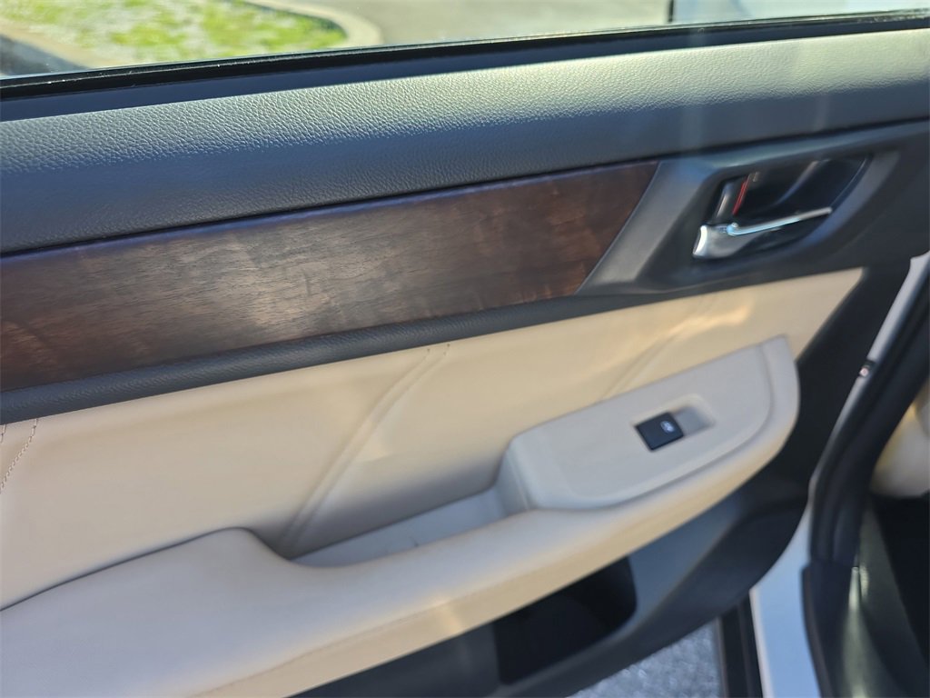 Used 2019 Subaru Outback 2.5i Limited w/ Popular Package #2 image 10