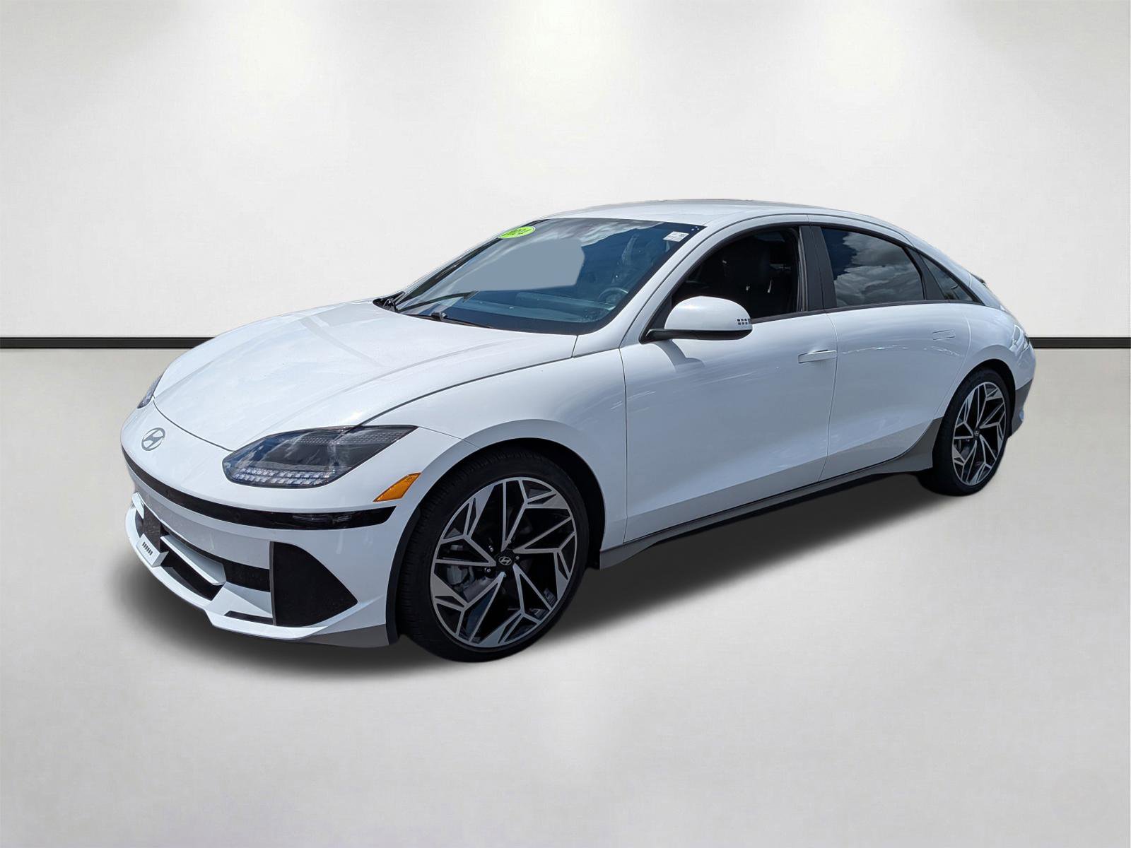 Used 2024 Hyundai Ioniq 6 SEL AWD/4WD image 8