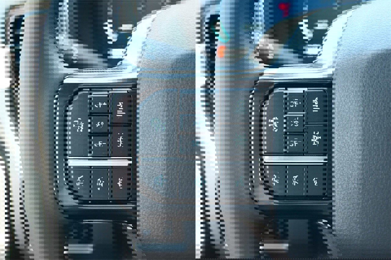 New 2026 Ford F250 Platinum image 34