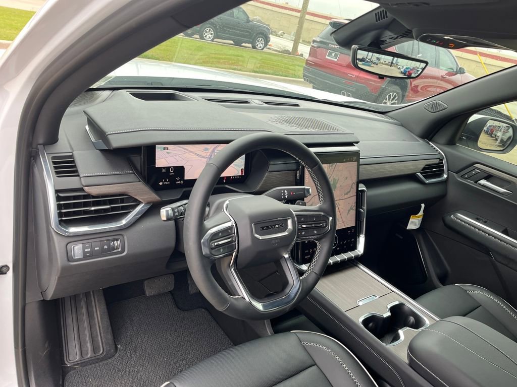 New 2026 GMC Acadia Denali image 14