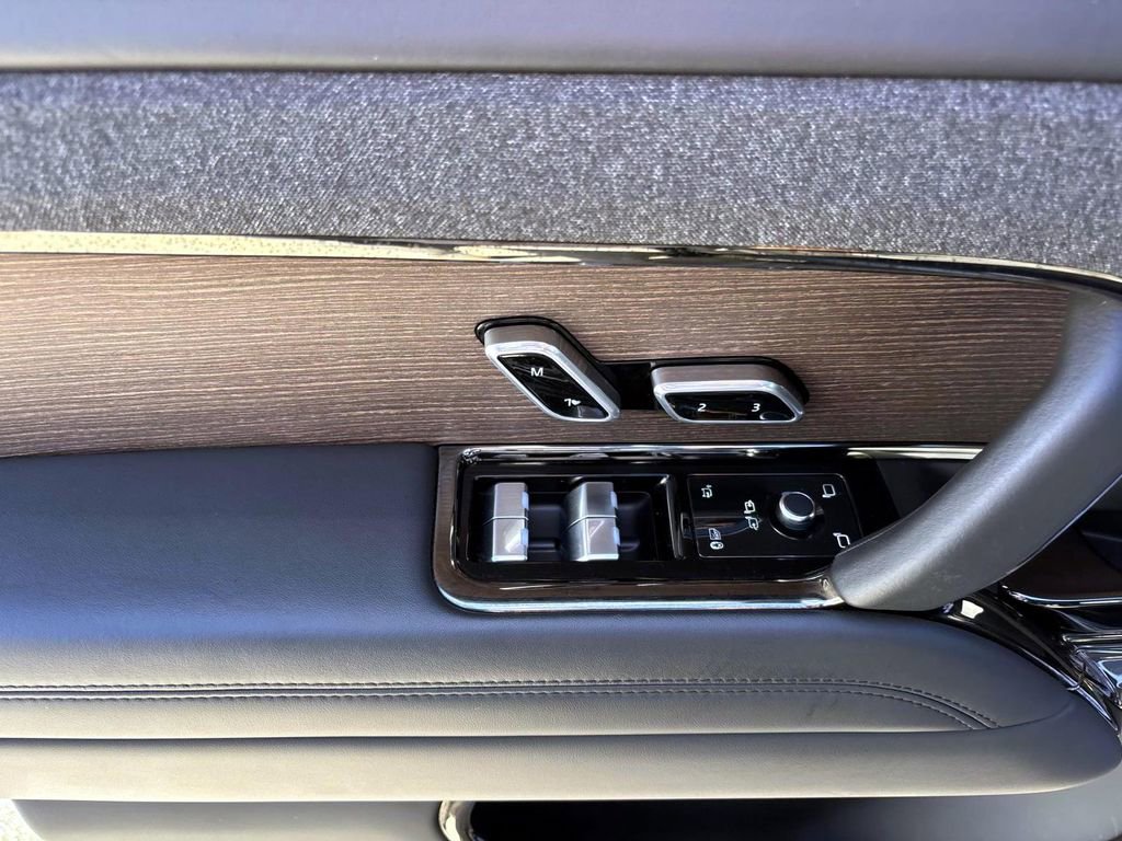 Certified 2023 Land Rover Range Rover Sport SE Dynamic image 12