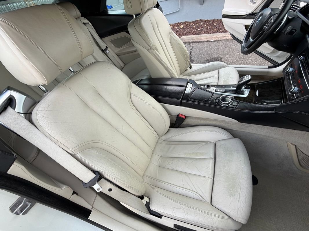 Used 2015 BMW 640i xDrive Convertible image 19
