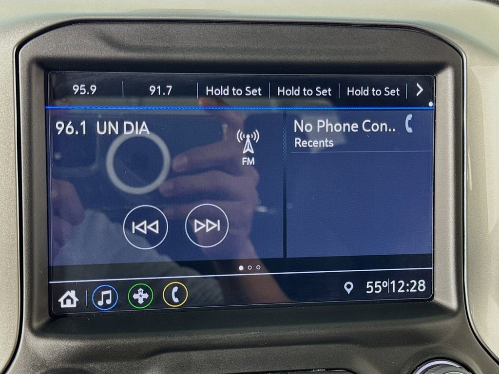 Used 2022 Chevrolet Silverado 1500 RST image 33