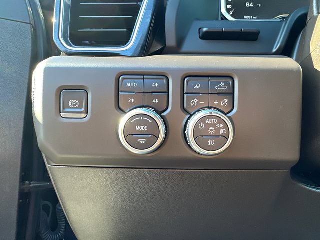 Used 2023 GMC Sierra 1500 Denali w/ Technology Package AWD/4WD image 32
