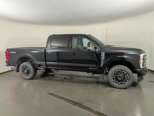 Used 2023 Ford F350 Platinum AWD/4WD image 8