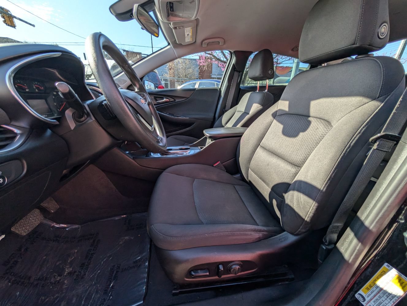 Used 2020 Chevrolet Malibu LT FWD image 15