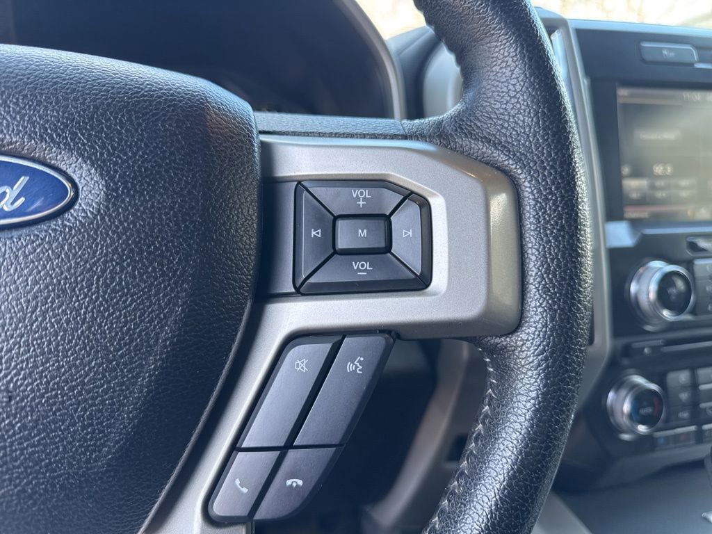 Used 2015 Ford F150 Lariat w/ Equipment Group 502A Luxury image 22