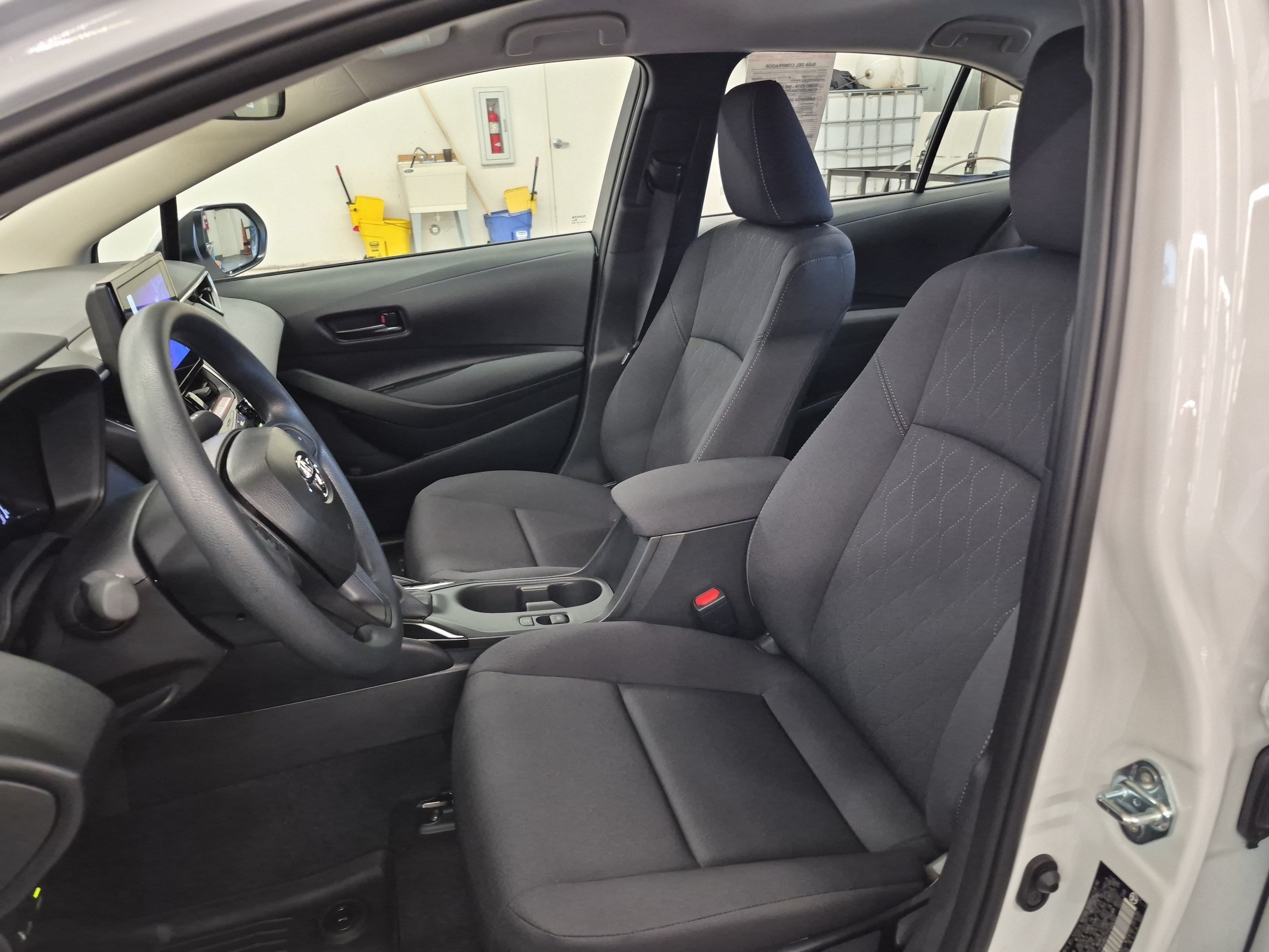 Used 2026 Toyota Corolla LE FWD image 11