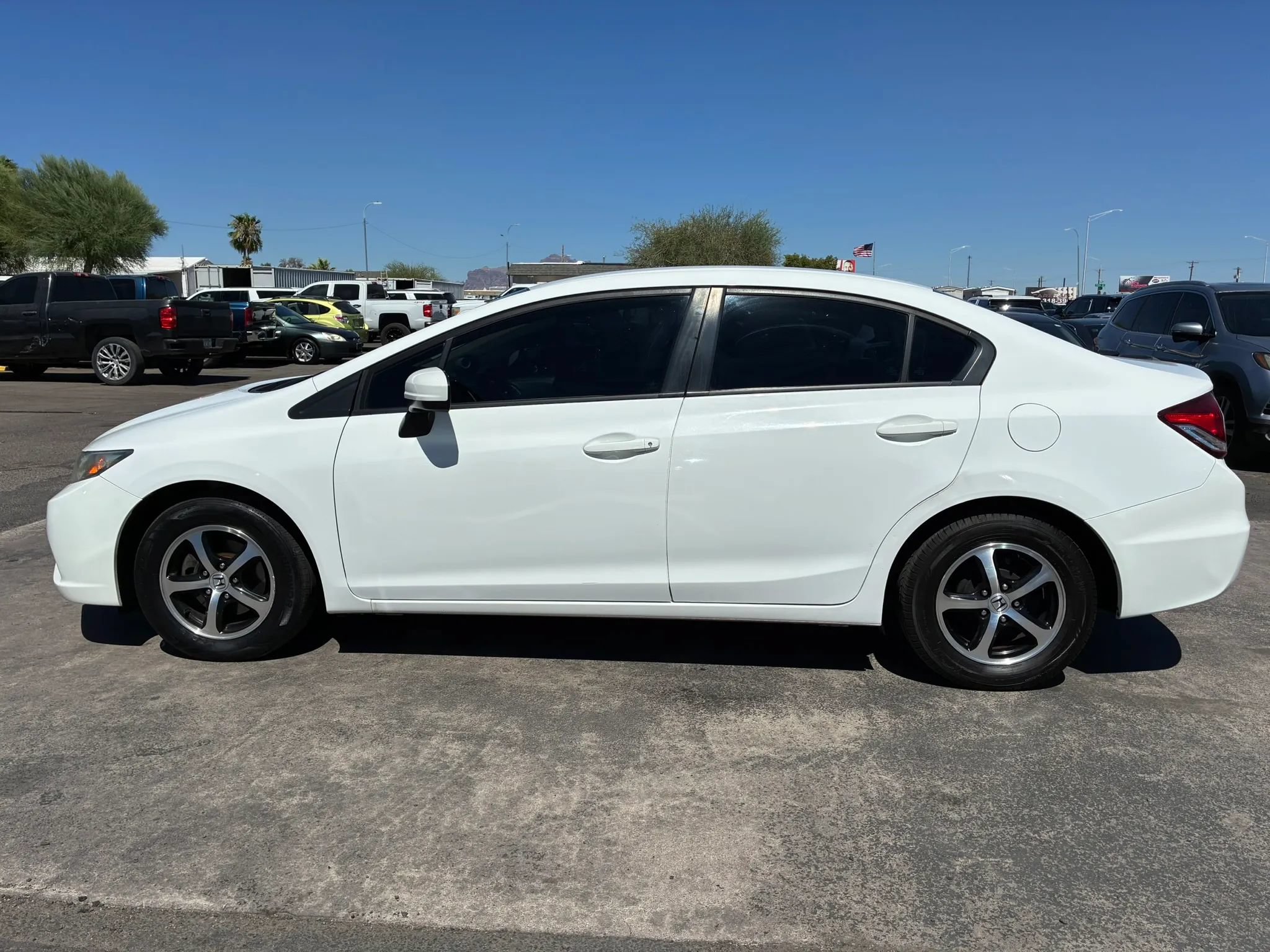 Used 2015 Honda Civic SE image 3