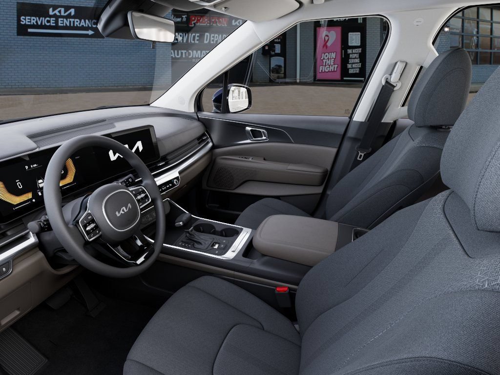New 2026 Kia Carnival LX FWD image 17