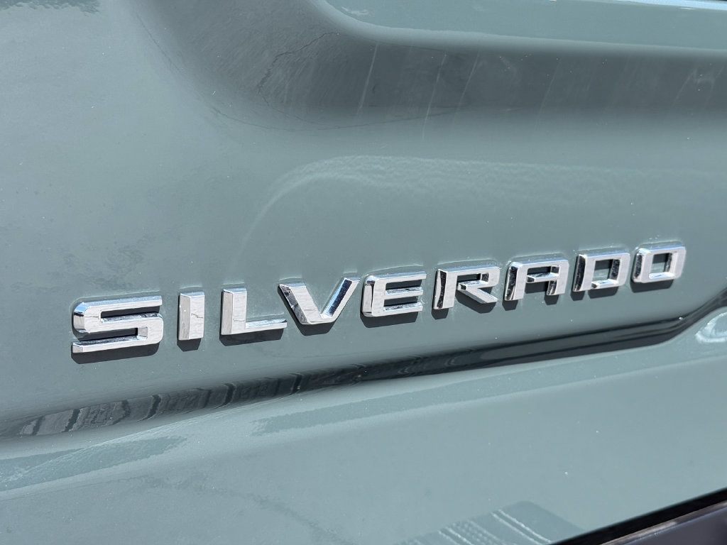 Used 2026 Chevrolet Silverado 1500 ZR2 AWD/4WD image 10