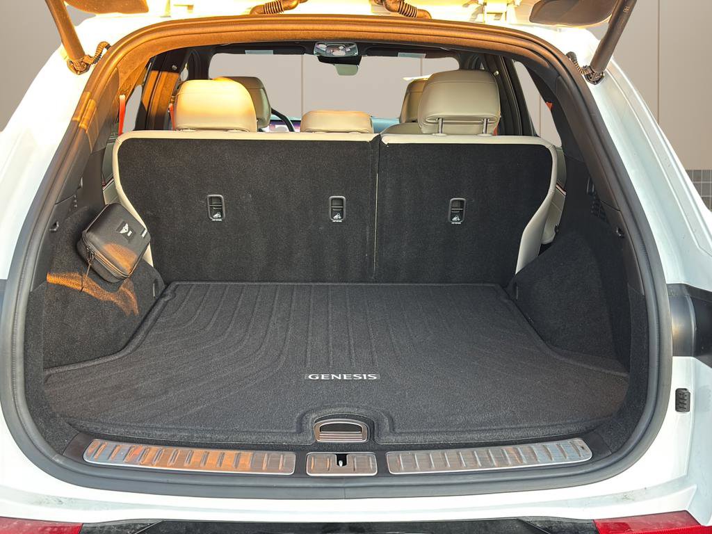 Certified 2026 Genesis GV70 3.5T Sport Prestige image 14