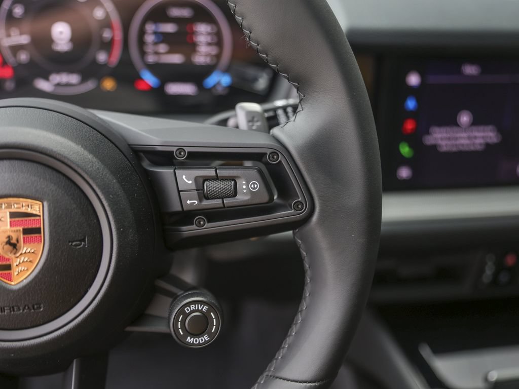 New 2026 Porsche Cayenne Coupe AWD/4WD image 20