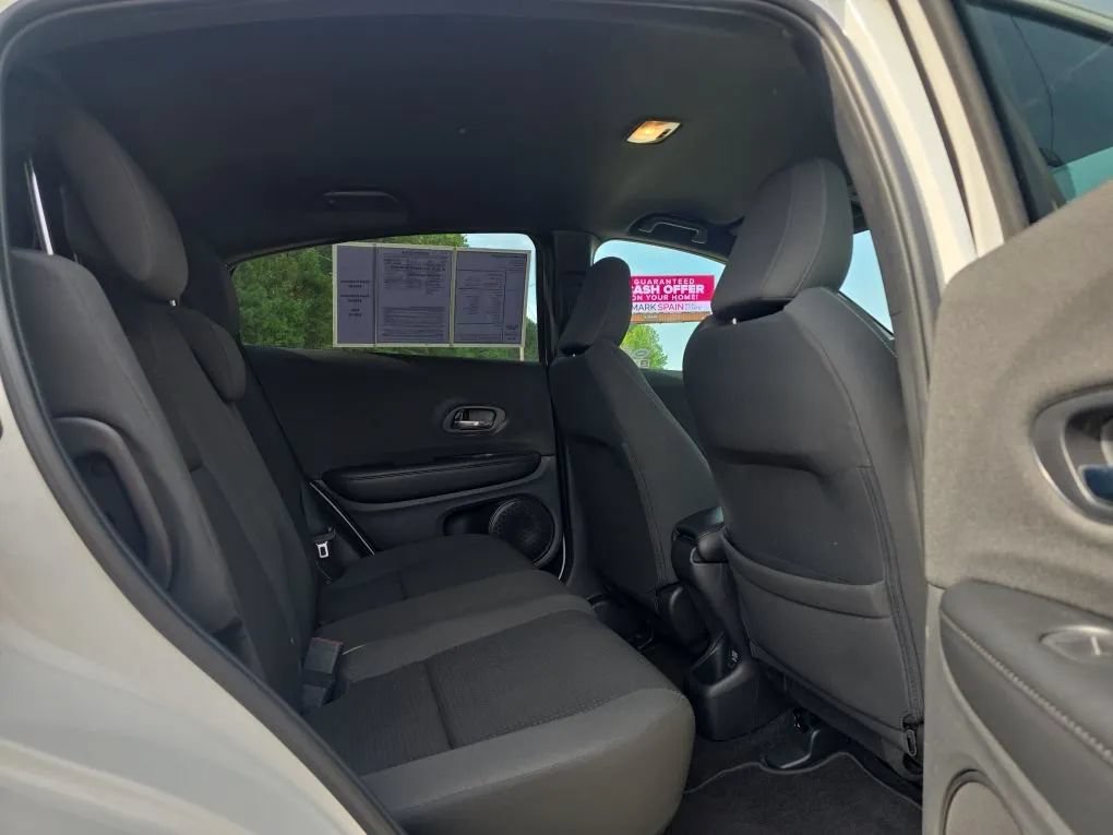 Used 2021 Honda HR-V Sport image 40