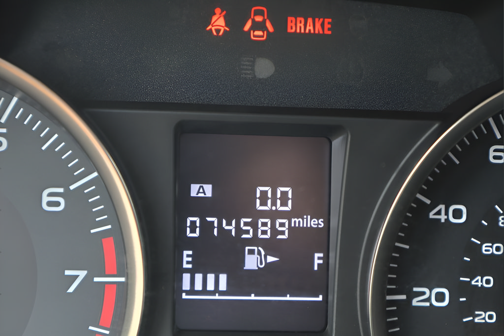 Used 2017 Subaru Crosstrek 2.0i AWD/4WD image 9