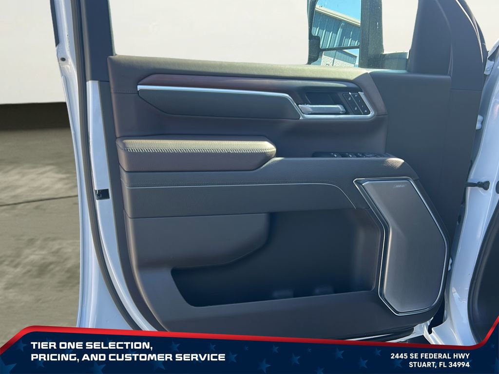 New 2026 GMC Sierra 3500 Denali w/ Denali Reserve Package AWD/4WD image 12