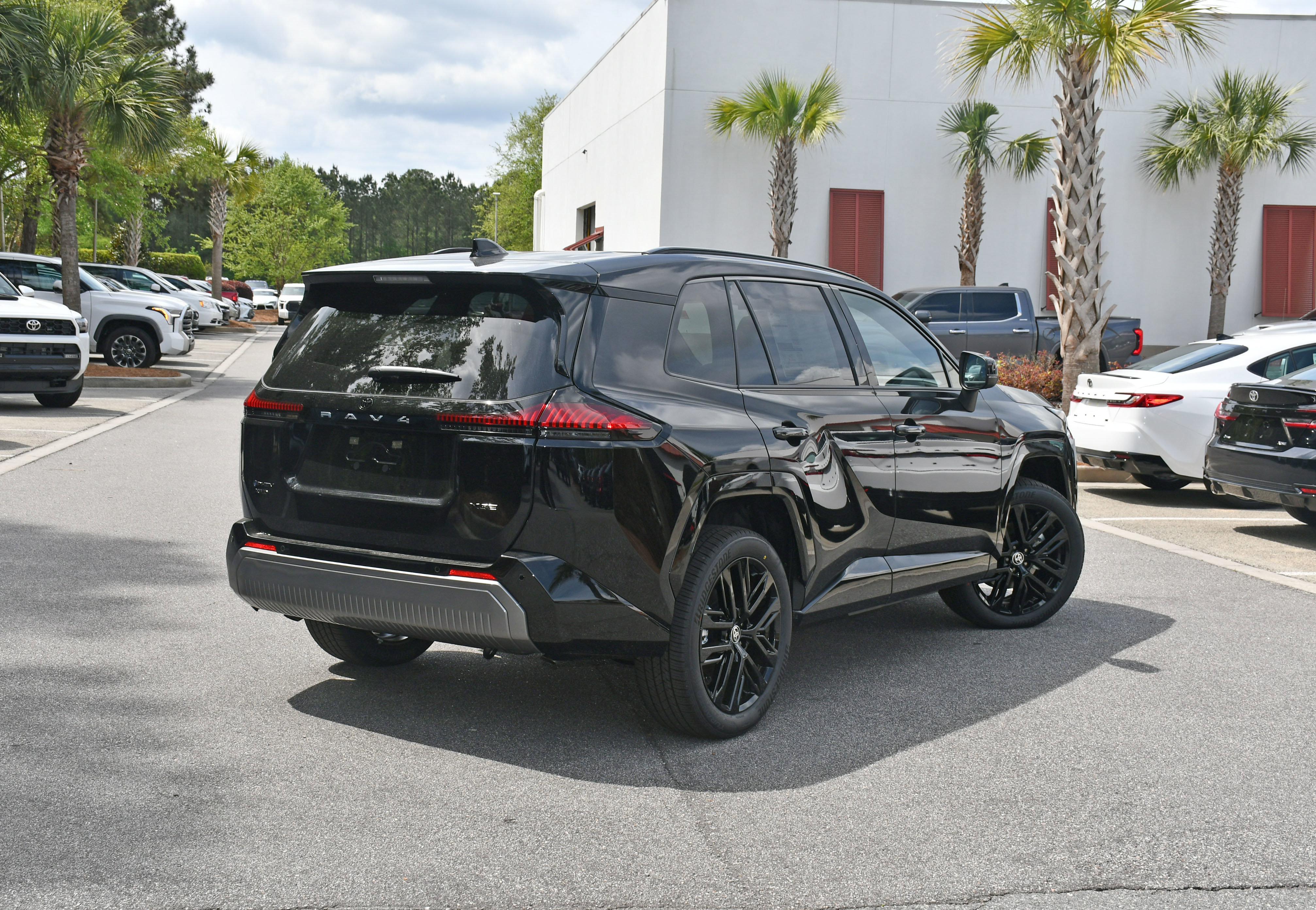 New 2026 Toyota RAV4 XSE AWD/4WD image 2