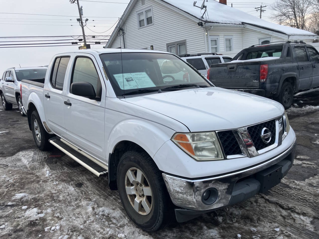Used 2005 Nissan Frontier NISMO RWD image 5