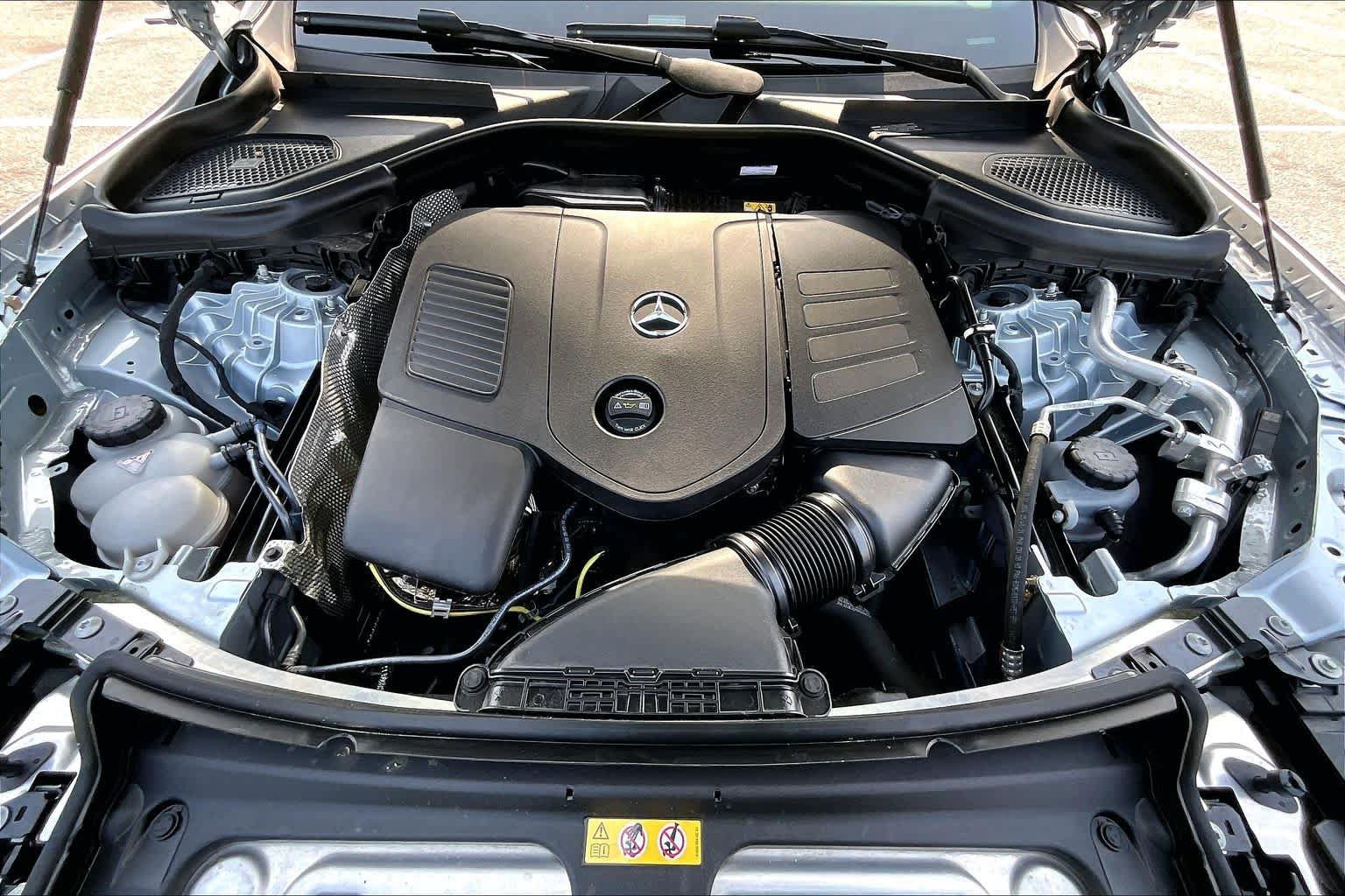 Used 2025 Mercedes-Benz GLC 300 image 32