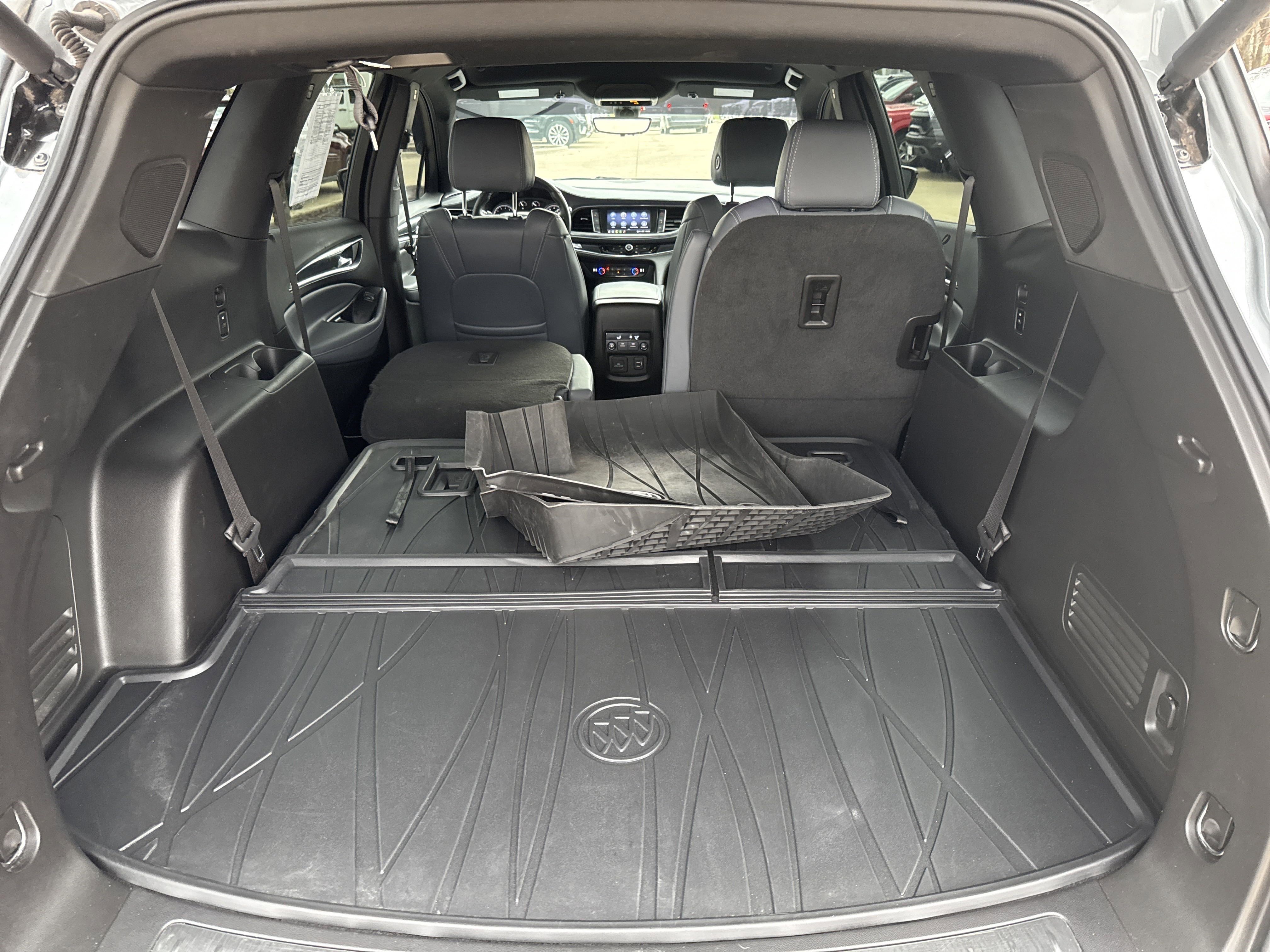 Used 2024 Buick Enclave Essence w/ Sport Touring Edition image 6