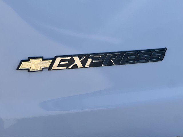 Used 2024 Chevrolet Express 2500 w/ Driver Convenience Package image 28