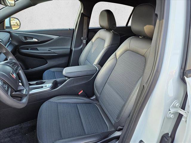 Used 2025 Buick Envista Preferred FWD image 14