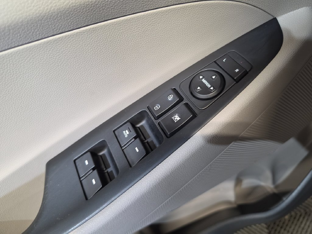 Used 2017 Hyundai Tucson Sport FWD image 15