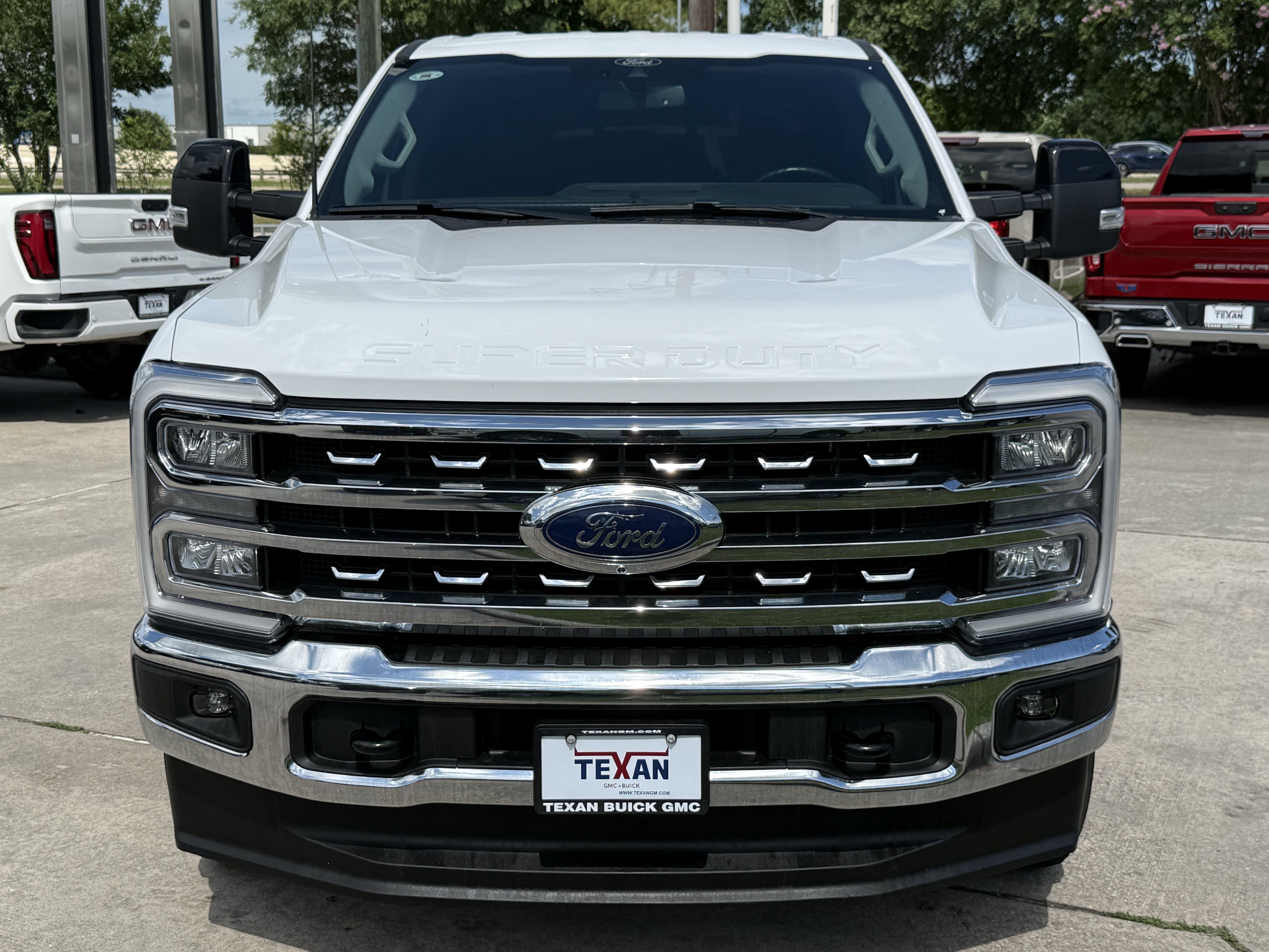 Used 2024 Ford F250 Lariat AWD/4WD image 10
