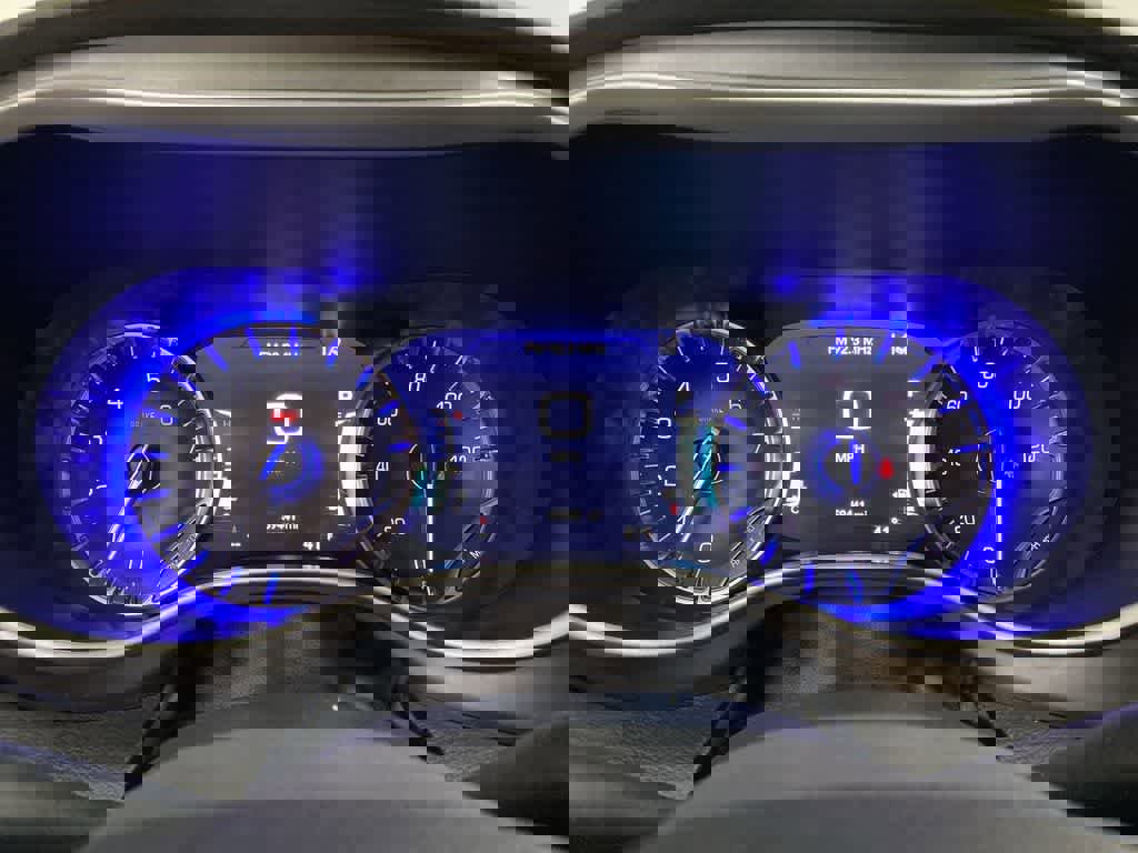 Used 2024 Chrysler Pacifica Touring-L image 27