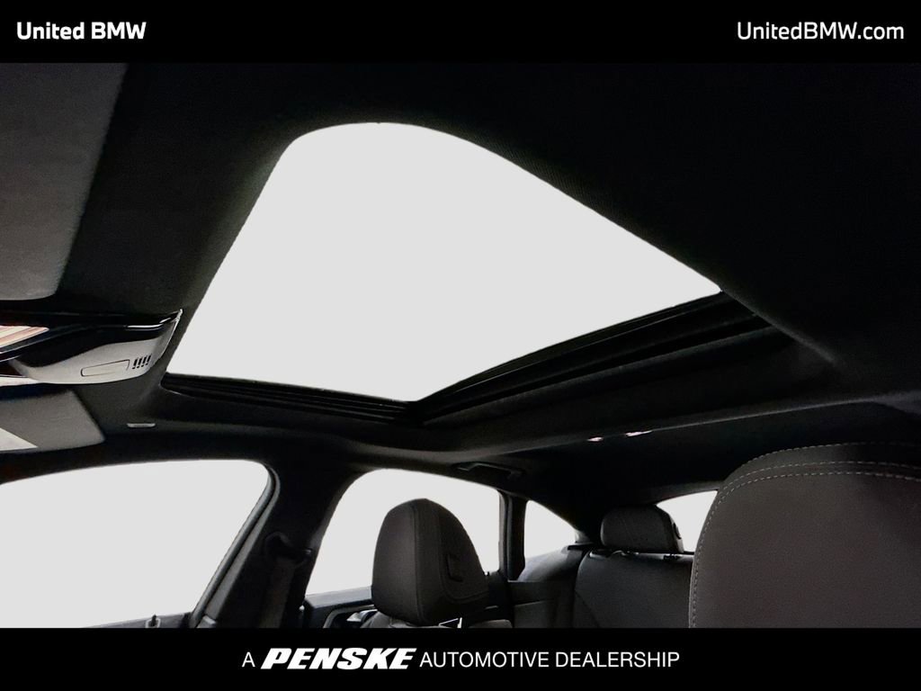 Used 2025 BMW i4 xDrive40i image 12