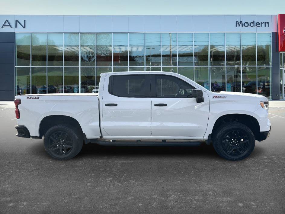 Used 2025 Chevrolet Silverado 1500 LT Trail Boss w/ Convenience Package II image 4