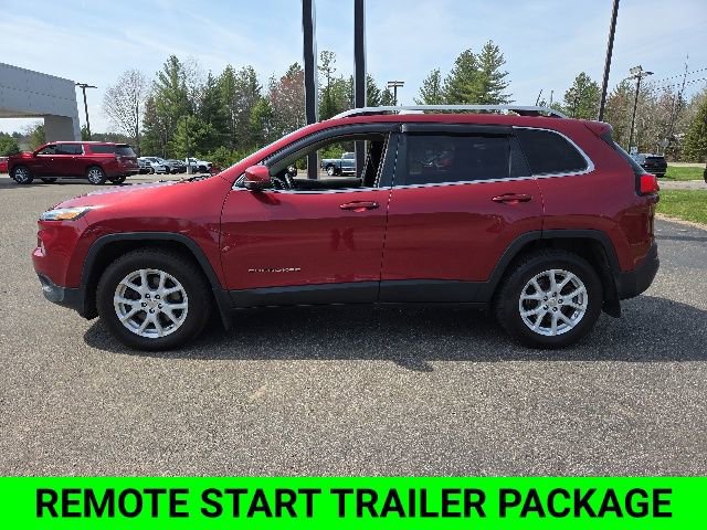 Used 2016 Jeep Cherokee Latitude w/ Cold Weather Group AWD/4WD image 6