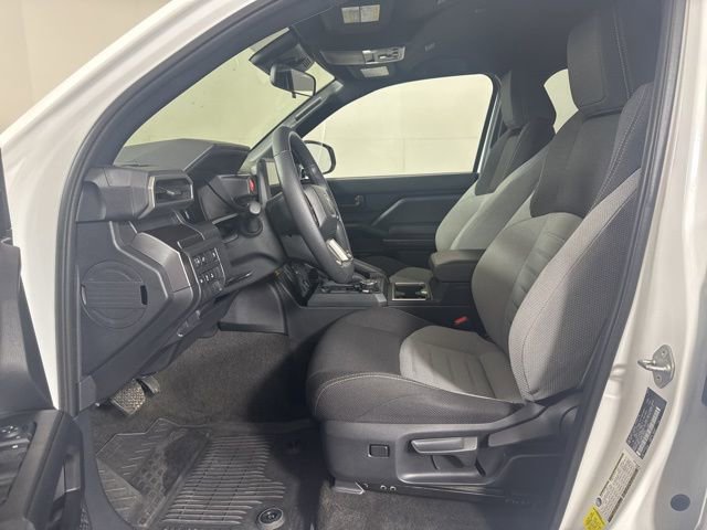 Used 2025 Toyota 4Runner TRD Off-Road image 11