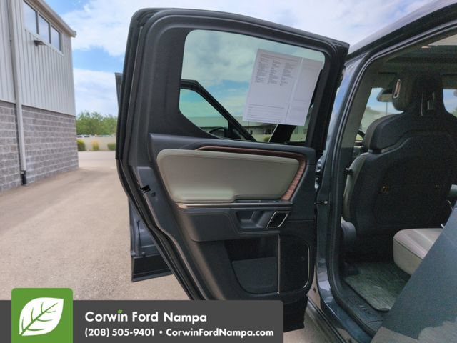 Used 2023 Rivian R1T Adventure AWD/4WD image 22