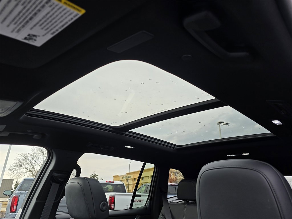 New 2025 GMC Acadia Elevation w/ Elevation Premium Package image 24