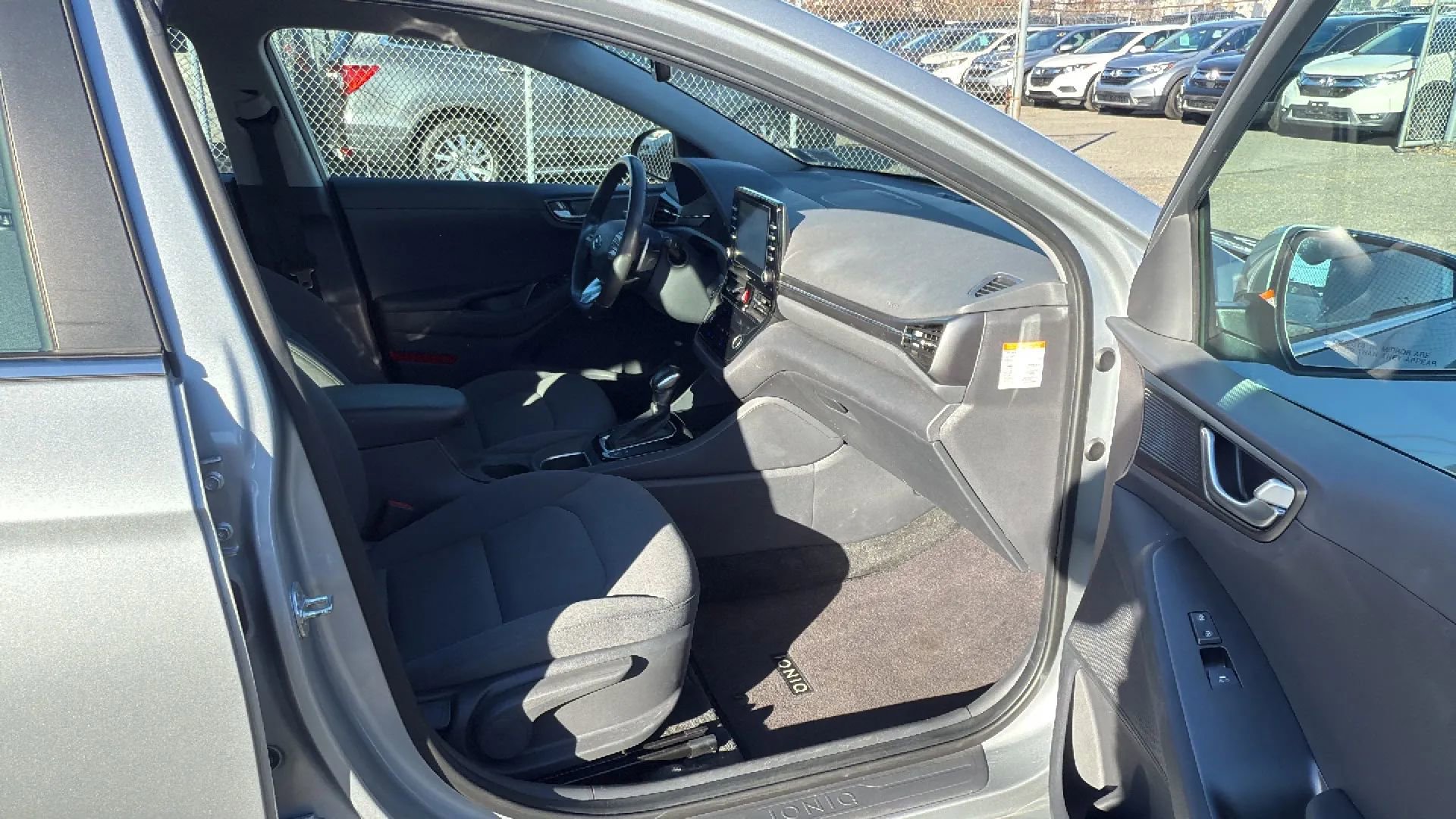 Used 2020 Hyundai Ioniq SEL image 24