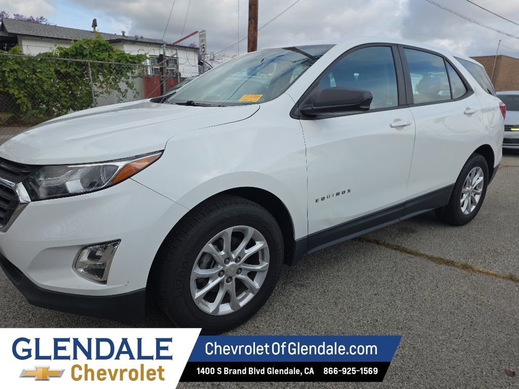 Used 2020 Chevrolet Equinox LS w/ LPO, Floor Liner Package FWD image 2