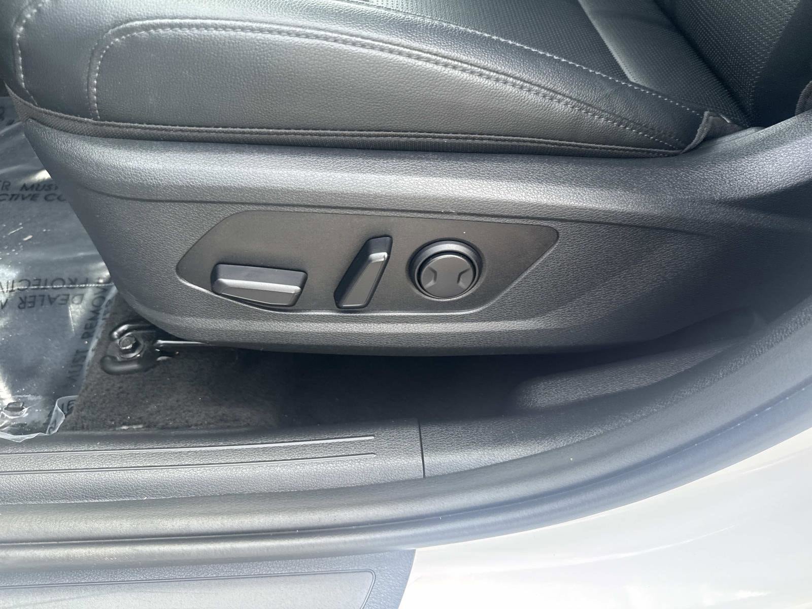 Used 2026 Kia Sportage EX FWD image 20